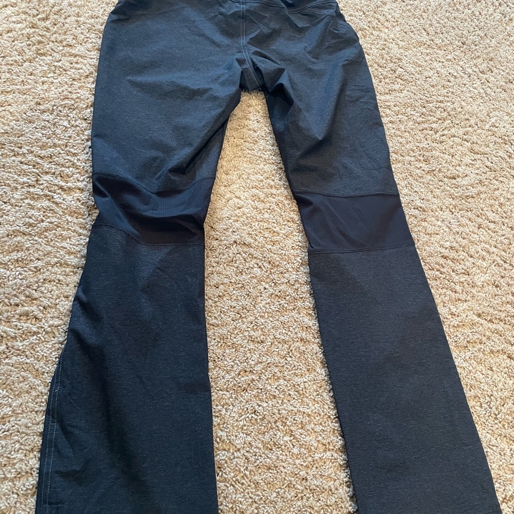 Athleta Headlands Hybrid Cargo